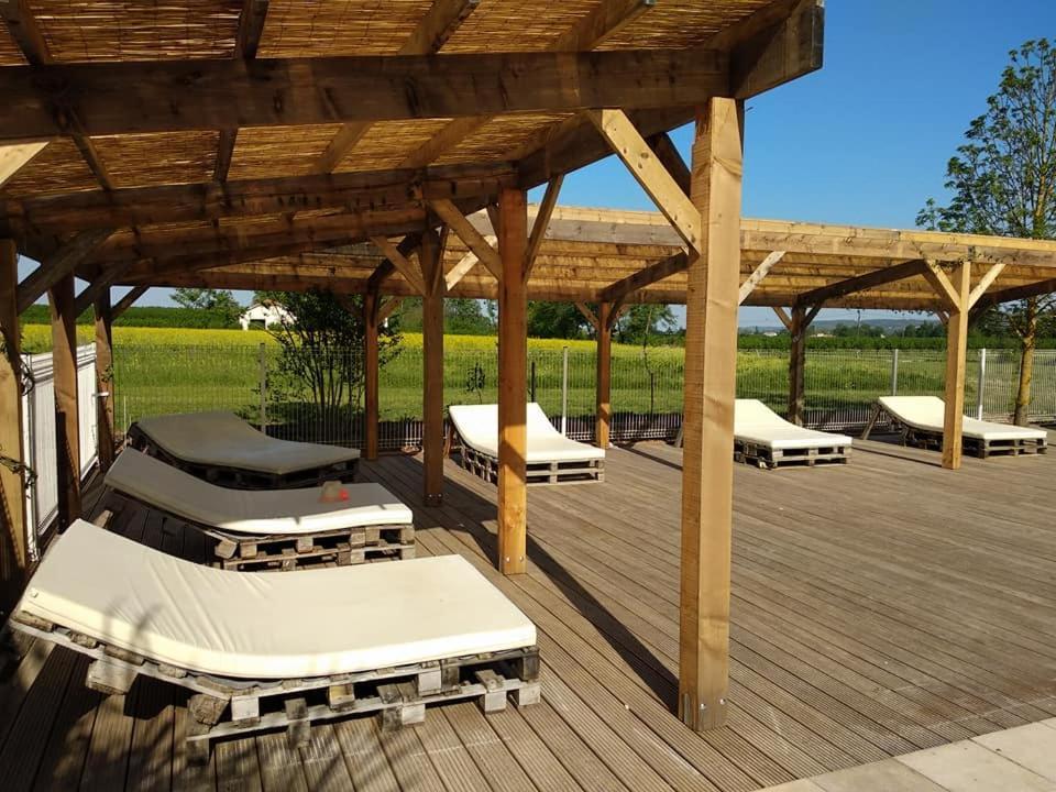 Domaine Ramonjavel, Glamping & Alpaca'S Bed and Breakfast Fongrave Exteriör bild
