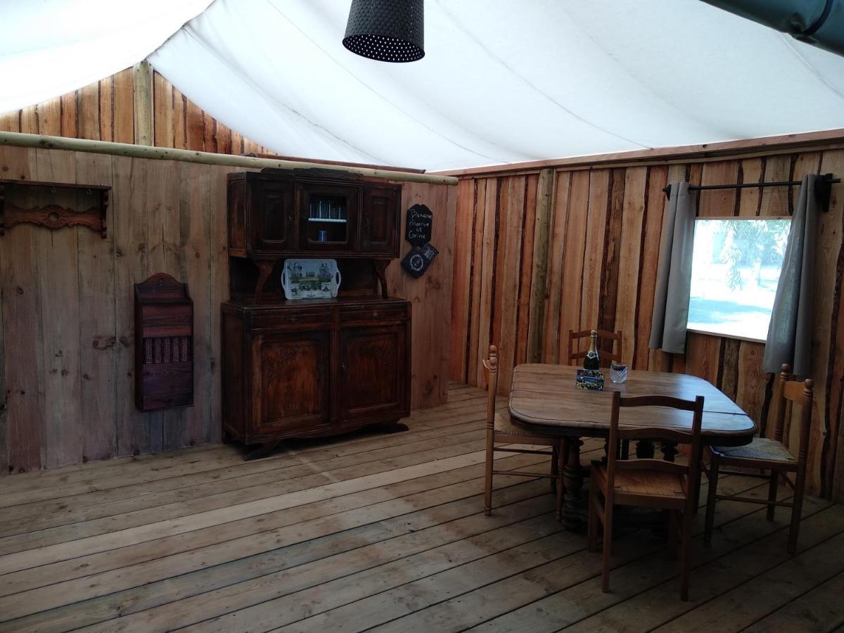 Domaine Ramonjavel, Glamping & Alpaca'S Bed and Breakfast Fongrave Exteriör bild