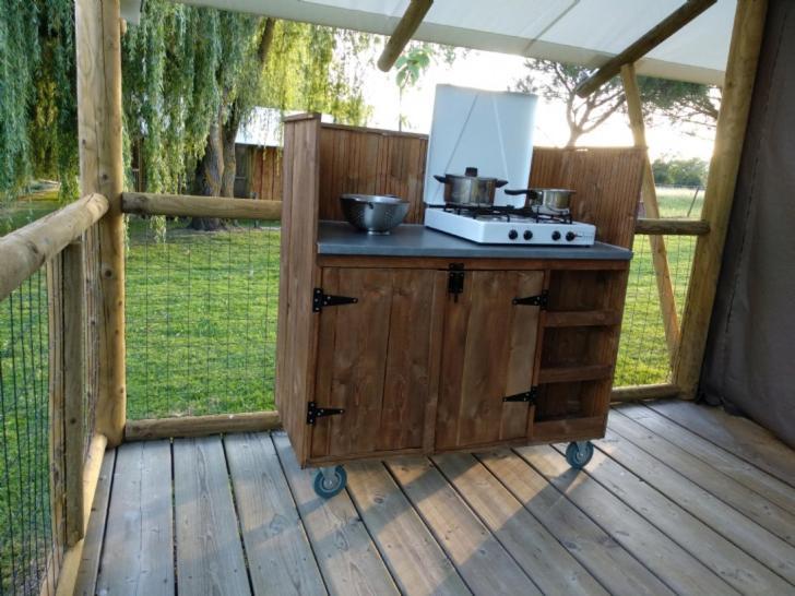 Domaine Ramonjavel, Glamping & Alpaca'S Bed and Breakfast Fongrave Exteriör bild